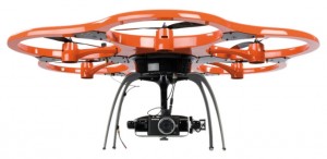 Les multicopters d’Aibotix peuvent désormais embarquer une charge utile de 3 kg. De quoi exploiter des capteurs de plus en plus sophistiqués. (© Aibotix)