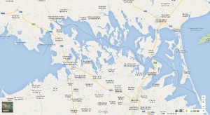 Sur Google Maps, version internationale, la Crimée est détachée du reste de l’Ukraine via une frontière en pointillés. 