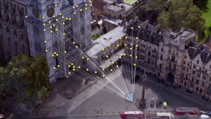 Google Maps utilise les amers visuels pour exploiter la réalité augmentée en déplacement.
