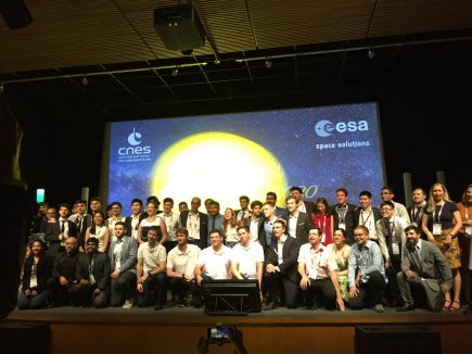 Tous les lauréats du challenge ActInSpace 2018 sur la scène du Toulouse Space Show le 27 juin. 